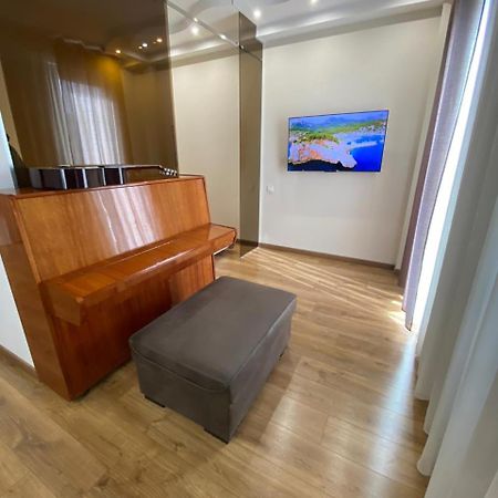 Apartment - "Exclusive" Tbilisi Esterno foto